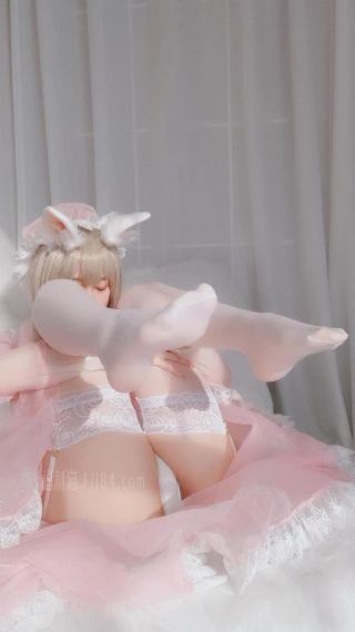 久久国产伦人精品_720在线播放